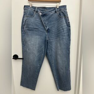 Universal Standard Katie High Rise Crossover Jeans - Distressed Vintage Indigo W